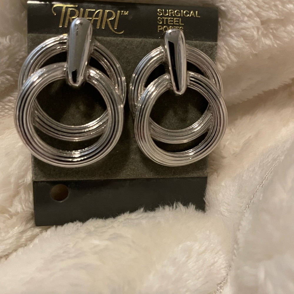 Vintage Trifari Silver Hoop Earrings